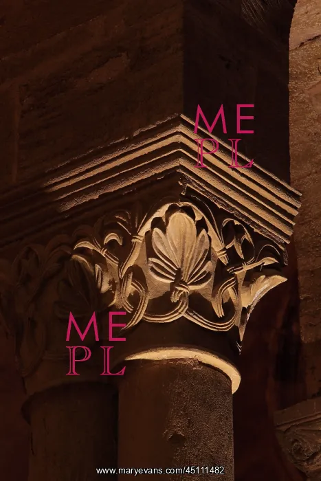 : Capital, nave, Abbatiale Sainte-Foy, Conques : Capital, nave, Abbatiale Sainte-Foy, Conques