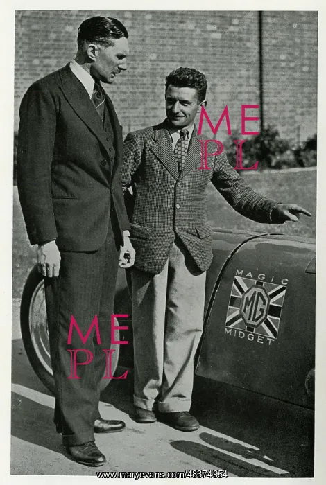: Captain G E T Eyston with Albert Denly : Captain G E T Eyston with Albert Denly