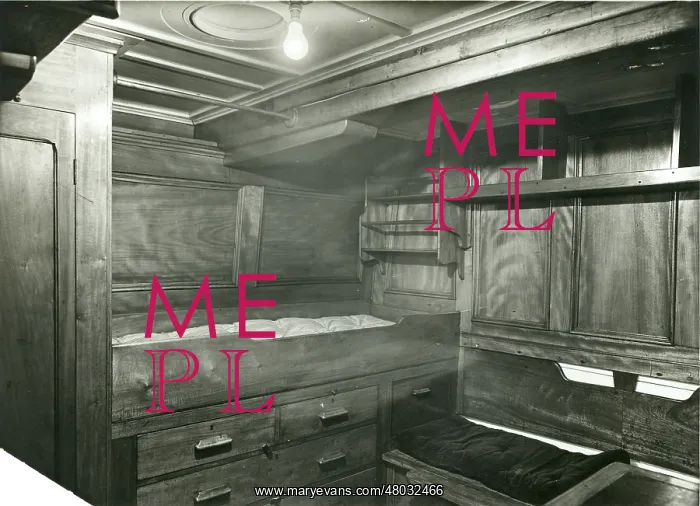 : Captain Scott's cabin, RSS Discovery : Captain Scott's cabin, RSS Discovery