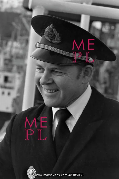 : Captain Yuri Manohov : Captain Yuri Manohov