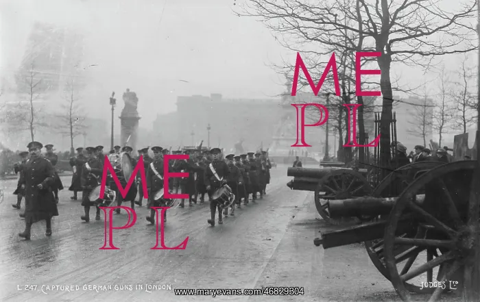 : Captured German Guns in London : Captured German Guns in London