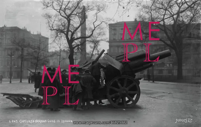 : Captured German Guns in London : Captured German Guns in London