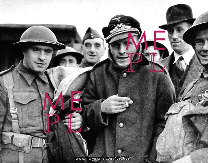 : Captured German Pilot at Dover; Second World War, 1940 : Captured German Pilot at Dover; Second World War, 1940