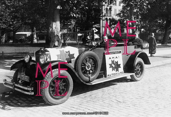 : Car of the automobile assistance organization, 1927 : Car of the automobile assistance organization, 1927