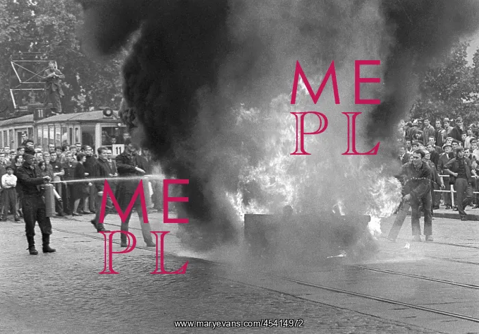 : Car - damage - protest - Brno : Car - damage - protest - Brno