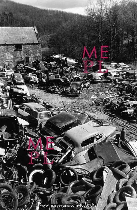 : CAR DUMP IN 1965 : CAR DUMP IN 1965