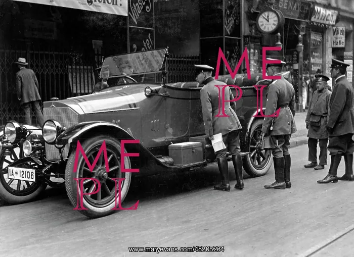 : Car inspection, 1914 : Car inspection, 1914