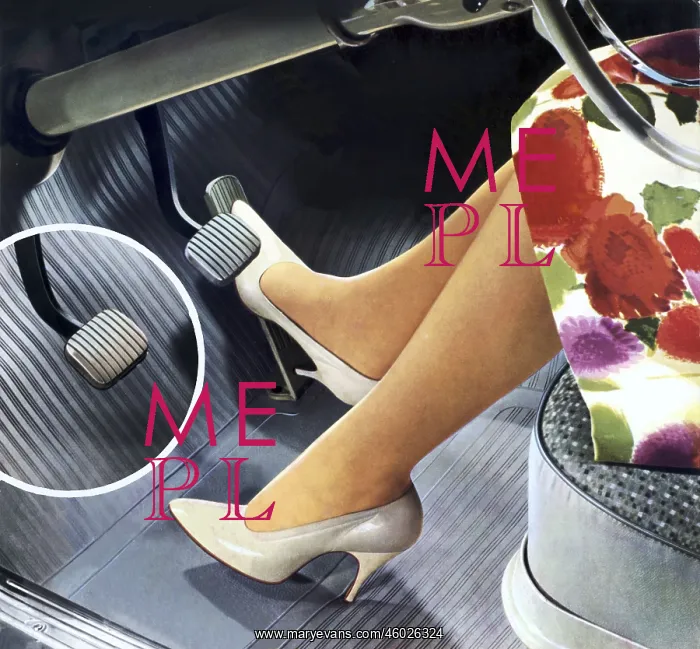 : car, interior detail: accelerator pedal, brake : car, interior detail: accelerator pedal, brake