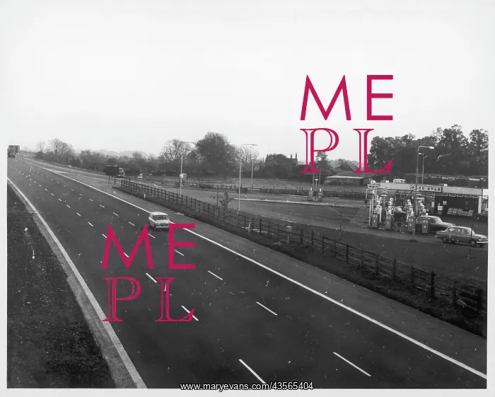 : ONE CAR ON M1 : ONE CAR ON M1