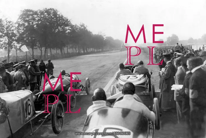 : Car race at the Avus, 1921 : Car race at the Avus, 1921
