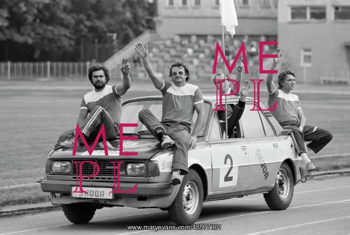 : Car rodeo. MOSCOW, USSR. July 22, 1989. Stuntmen are participating in the : Car rodeo. MOSCOW, USSR. July 22, 1989. Stuntmen are participating in the