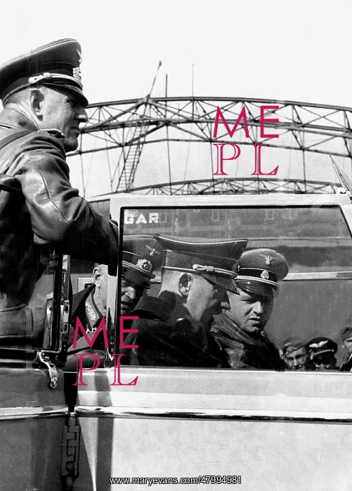 : In the car sit Colonel General Johannes Blaskowitz : In the car sit Colonel General Johannes Blaskowitz