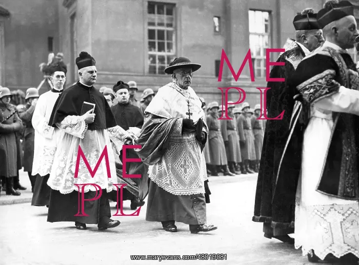 : Cardinal Adolf Bertram in Breslau, 1935 : Cardinal Adolf Bertram in Breslau, 1935