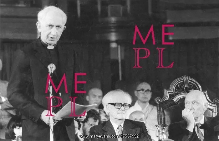 : Cardinal Basil Hume and Fenner Brockway : Cardinal Basil Hume and Fenner Brockway