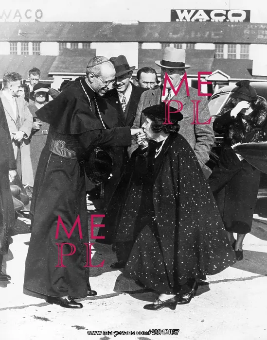 : Cardinal Eugenio Pacelli, later Pope Pius XII, on a trip thr : Cardinal Eugenio Pacelli, later Pope Pius XII, on a trip thr