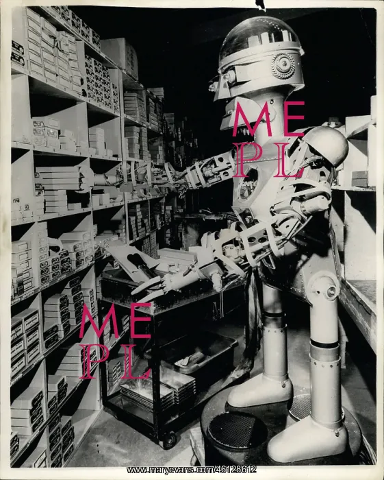 : Cargo the robot, made in California, USA : Cargo the robot, made in California, USA