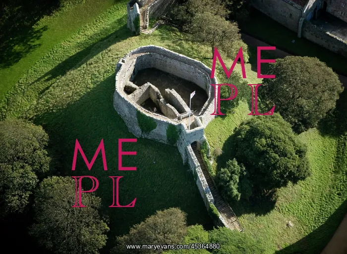 : Carisbrooke Castle Keep : Carisbrooke Castle Keep