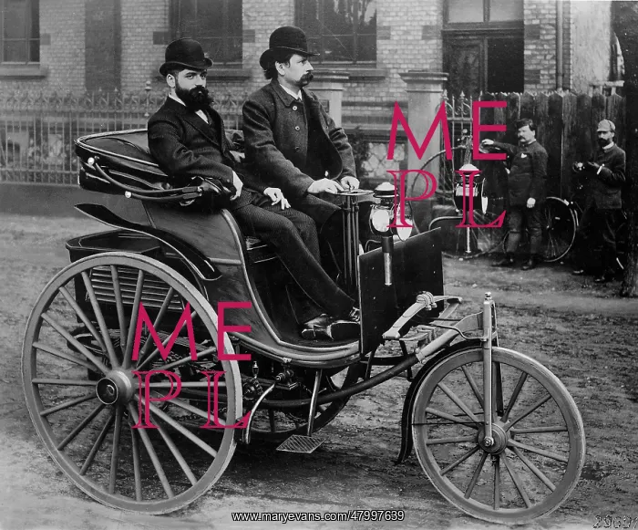 : Carl Benz at the wheel of one of his first vehicles : Carl Benz at the wheel of one of his first vehicles
