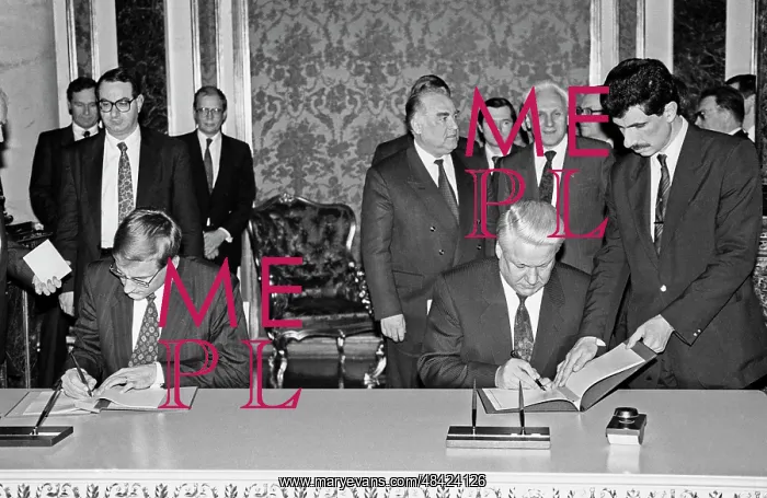 : Carl Bildt visit to Russia, 1993 : Carl Bildt visit to Russia, 1993