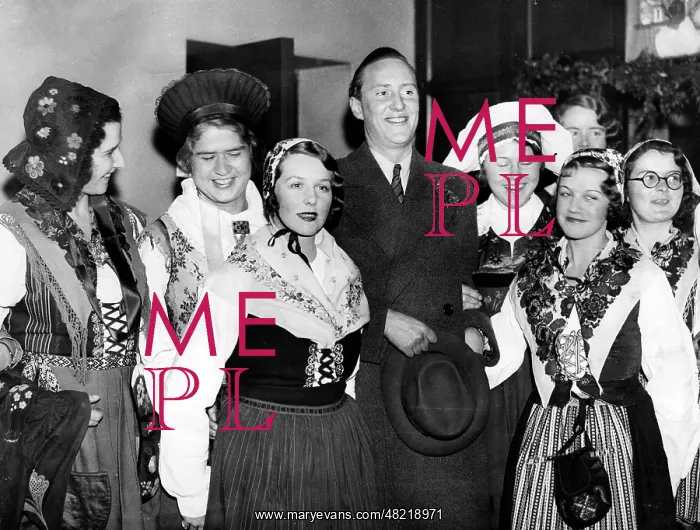 : Carl jun. - prince - Sweden - Bernadotte - Neffe von Gustav V. - Gemahl von Elsa von Rosen : Carl jun. - prince - Sweden - Bernadotte - Neffe von Gustav V. - Gemahl von Elsa von Rosen