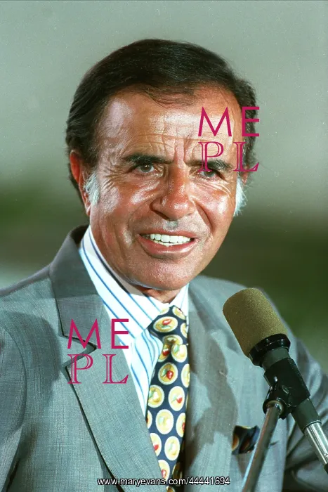  : Carlos Menem