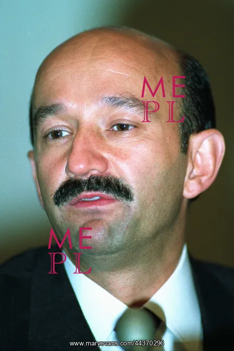  : Carlos Salinas De Gortari