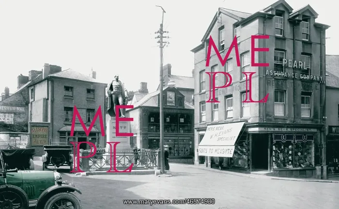  : Carmarthen, The General Sir William Nott Statue 1925