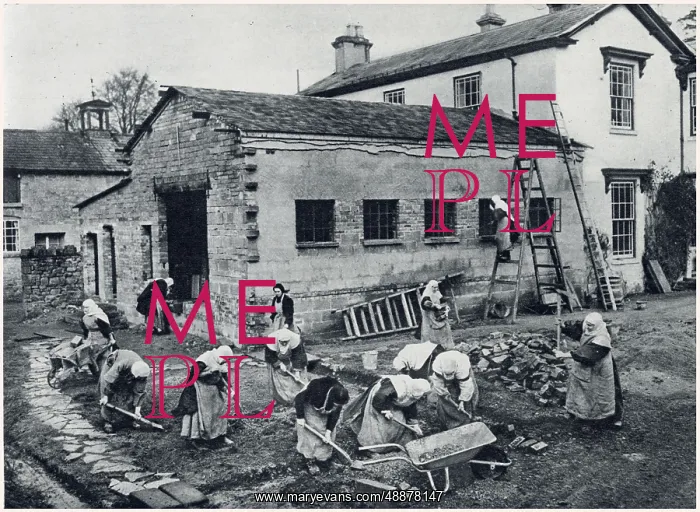 : Carmelite nuns build chapel at Presteigne : Carmelite nuns build chapel at Presteigne