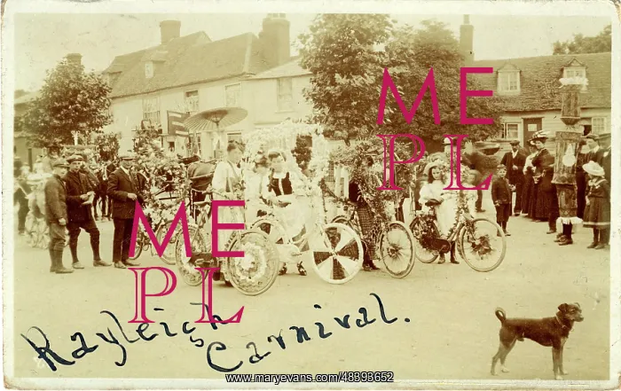 : The Carnival, Rayleigh, England : The Carnival, Rayleigh, England