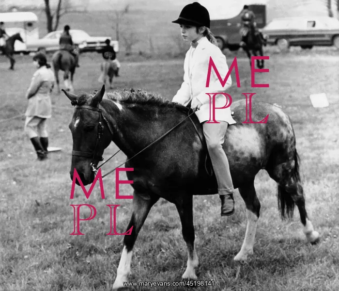 : Caroline Kennedy, nine years old, rides ? : Caroline Kennedy, nine years old, rides ?