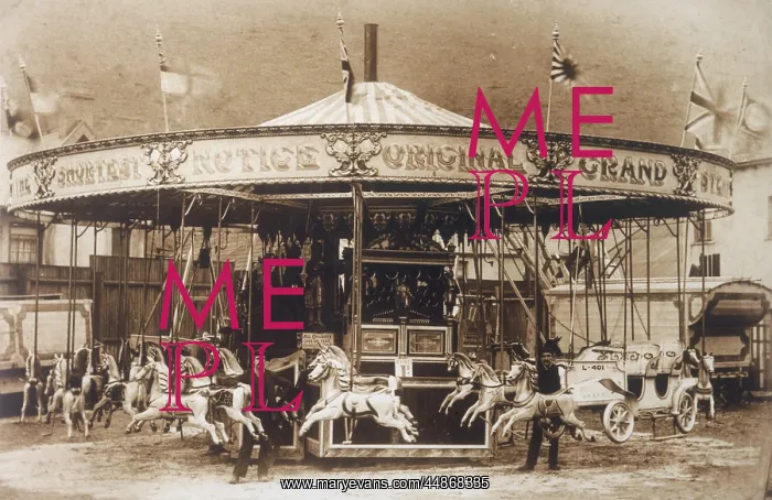  : CAROUSEL CREWKERNE