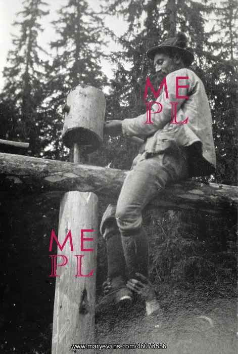: Carpenter hits with a mallet a connection peg when : Carpenter hits with a mallet a connection peg when