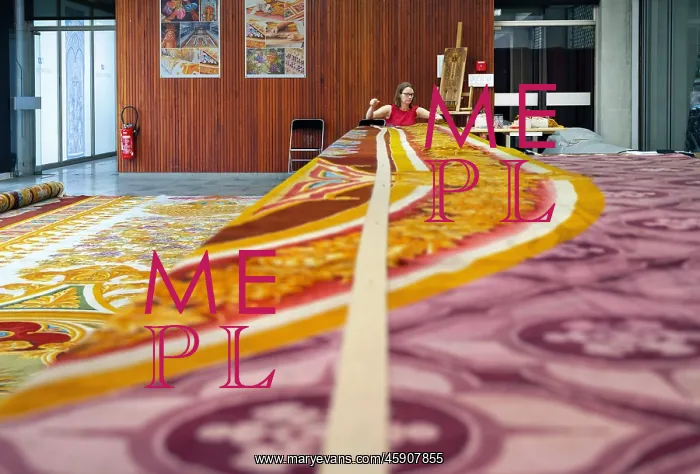 : Carpet restoration workshop, Mobilier National, Paris : Carpet restoration workshop, Mobilier National, Paris