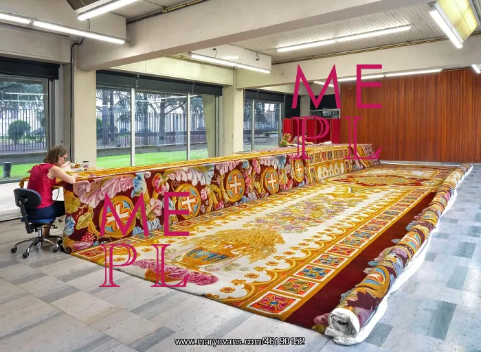 : Carpet restoration workshop, Mobilier National, Paris : Carpet restoration workshop, Mobilier National, Paris