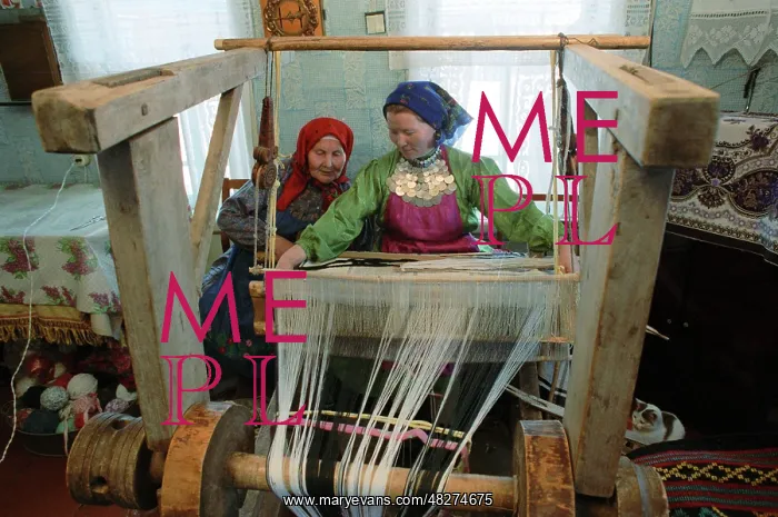 : Carpet weaving, 1990 : Carpet weaving, 1990