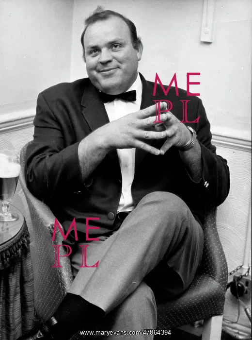 : Carrington : Carrington