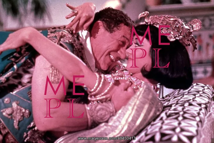 : CARRY ON CLEO : CARRY ON CLEO