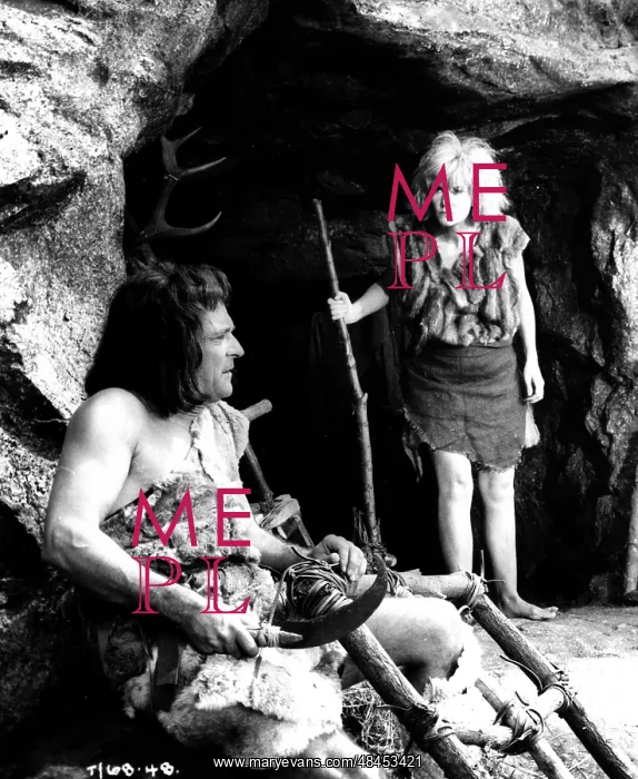 : CARRY ON CLEO : CARRY ON CLEO