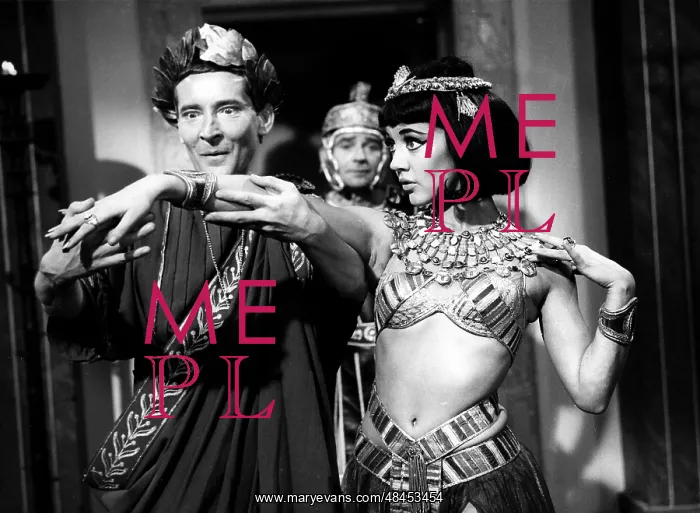 : CARRY ON CLEO : CARRY ON CLEO