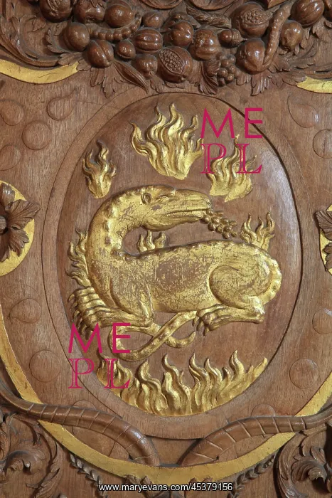 : Carved gilded wooden panel by Scibec de Capri : Carved gilded wooden panel by Scibec de Capri