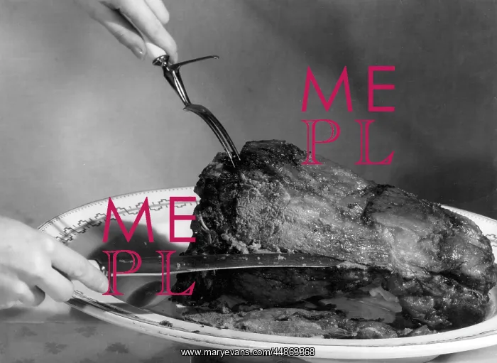 : CARVING A JOINT OF BEEF : CARVING A JOINT OF BEEF
