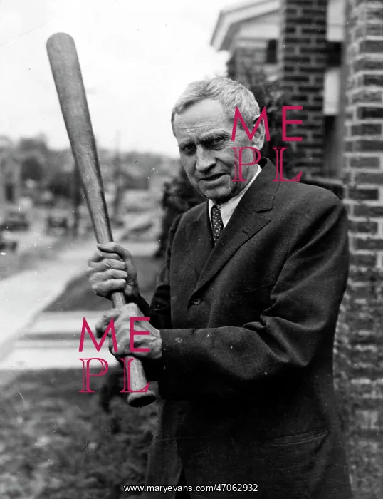 : Casey. CASEY : Casey. CASEY