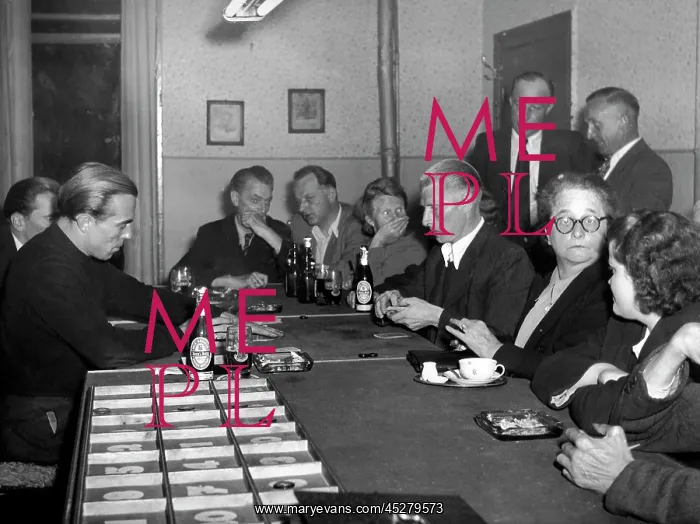 : Casino in Hamburg in the 1950s : Casino in Hamburg in the 1950s