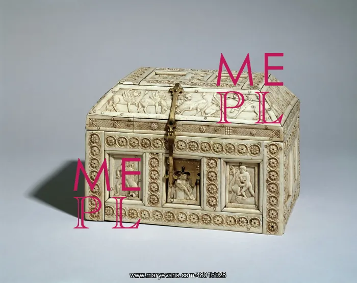 : Casket decorated with ivory rosettes : Casket decorated with ivory rosettes