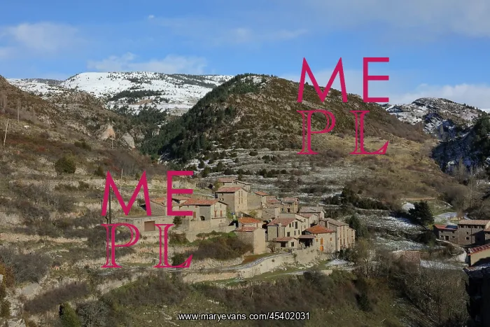 : Castellar de n'Hug, Catalonia, Spain : Castellar de n'Hug, Catalonia, Spain