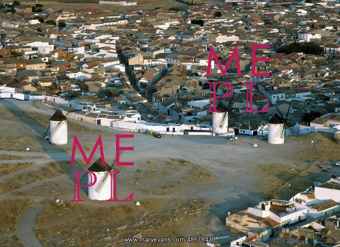 : CASTILE-LA MANCHA. CAMPO DE CRIPTANA. Aerial view with typic : CASTILE-LA MANCHA. CAMPO DE CRIPTANA. Aerial view with typic