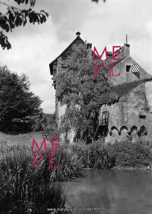 : Castle Beuggen in the Upper Rhine Valley, 1930s : Castle Beuggen in the Upper Rhine Valley, 1930s