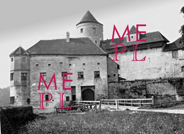 : Castle in Burghausen an der Salzach, 1933 : Castle in Burghausen an der Salzach, 1933