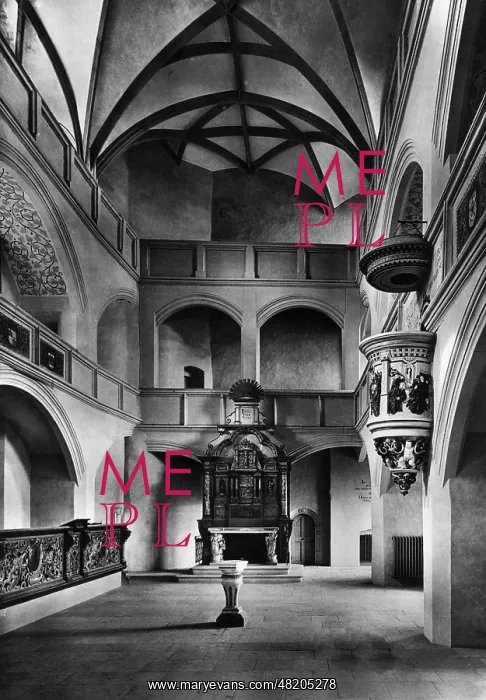 : A castle chapel in Torgau, 1931 : A castle chapel in Torgau, 1931