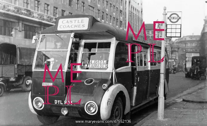 : Castle Coaches Bus : Castle Coaches Bus